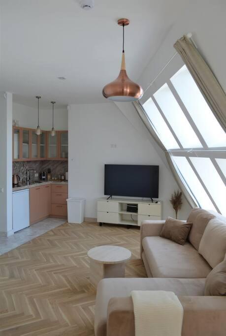 Luxury Apartment With A Balcony And View In Riga Old Town Eksteriør billede