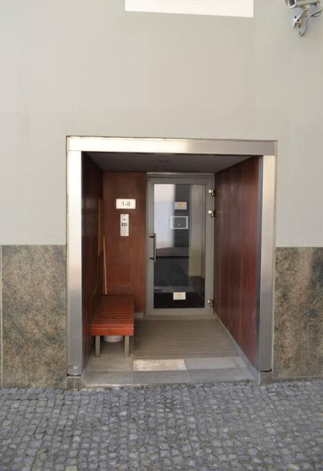 Luxury Apartment With A Balcony And View In Riga Old Town Eksteriør billede