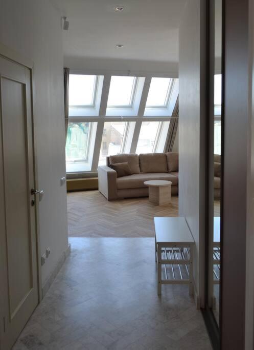 Luxury Apartment With A Balcony And View In Riga Old Town Eksteriør billede